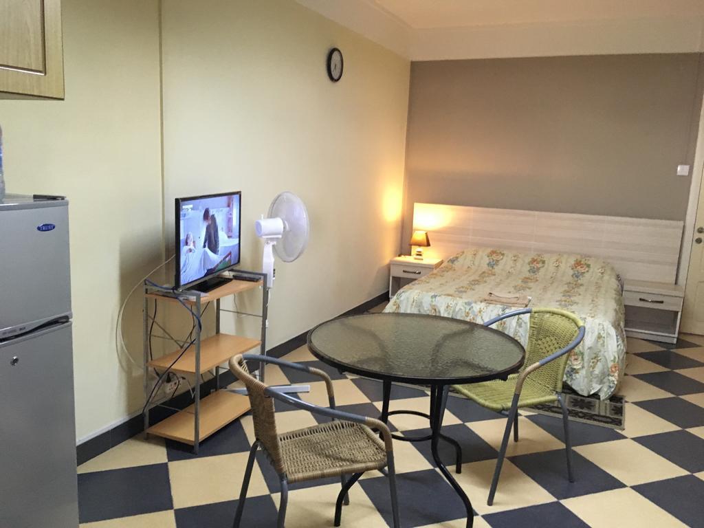 Br Court Apartments Quatre Bornes Extérieur photo